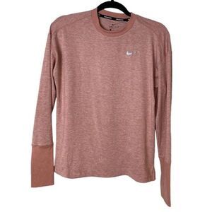 #132  NIKE dri-fit cropped top